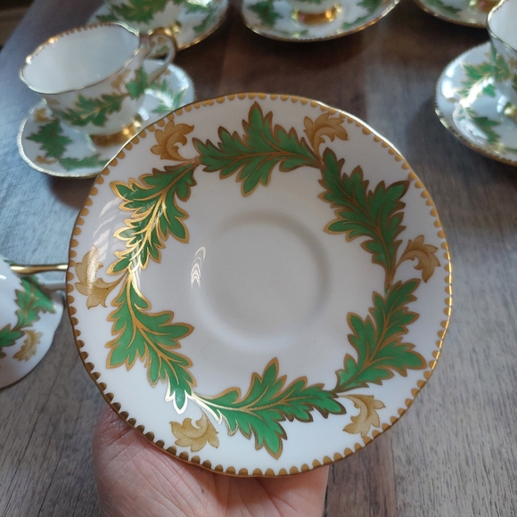 Vintage Royal Chelsey Bone China Green Leaf Ivy Tea Cup and Saucer Set Of (6) - Picture 8 of 16